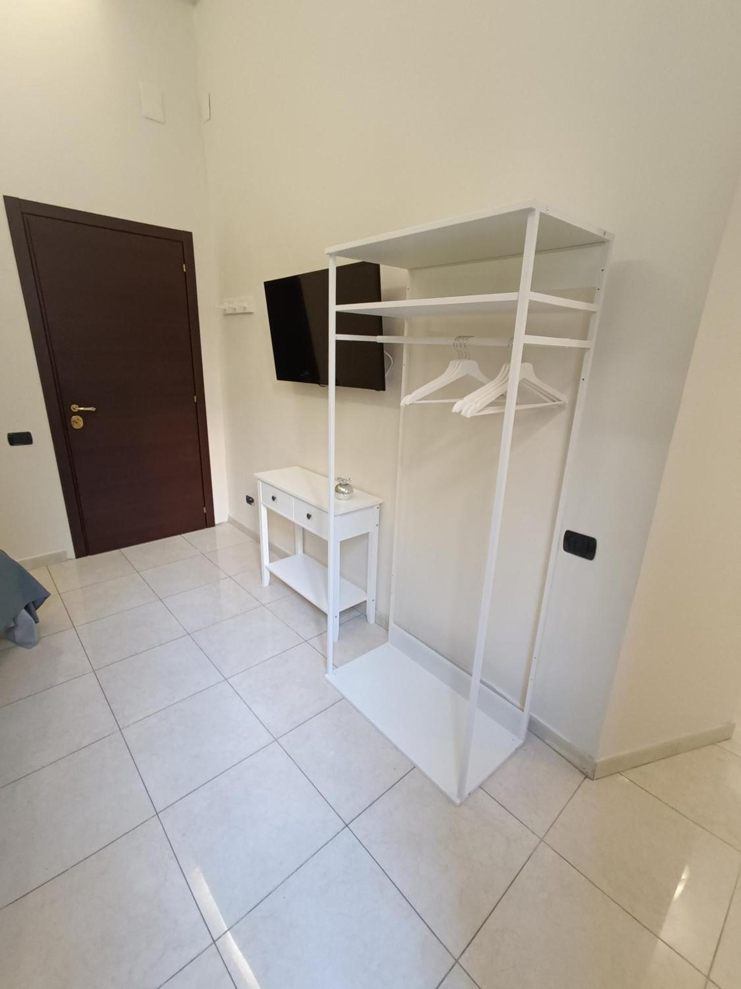 Residenza Geri - Suite And Home Napoli Centro Экстерьер фото