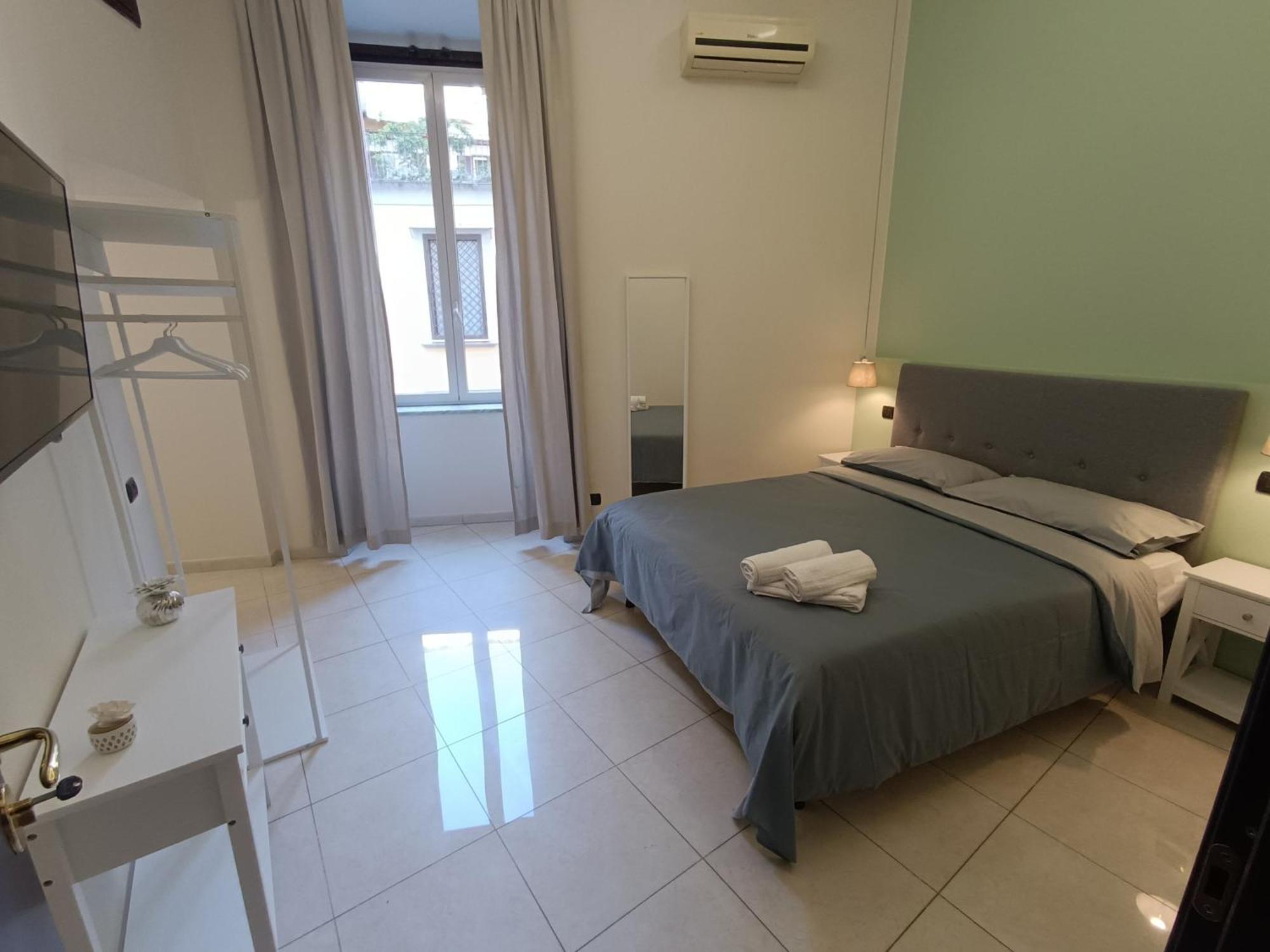 Residenza Geri - Suite And Home Napoli Centro Экстерьер фото