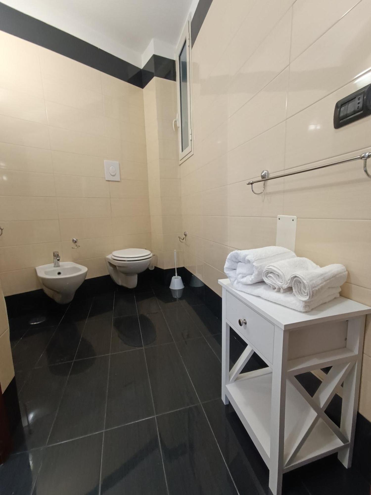 Residenza Geri - Suite And Home Napoli Centro Экстерьер фото
